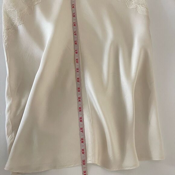 Intimissimi Ivory Lace Silk Slip Top Sz S - Picture 5 of 7